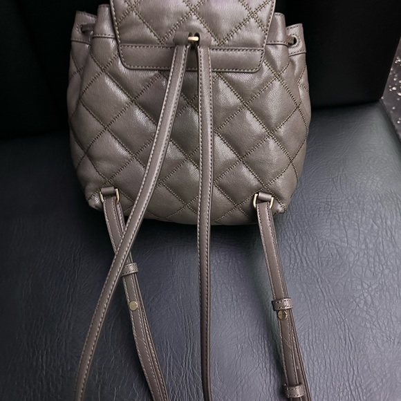 NEW WO TAGS Tory Burch Volcanic Stone Small Backpack in excellent condition.